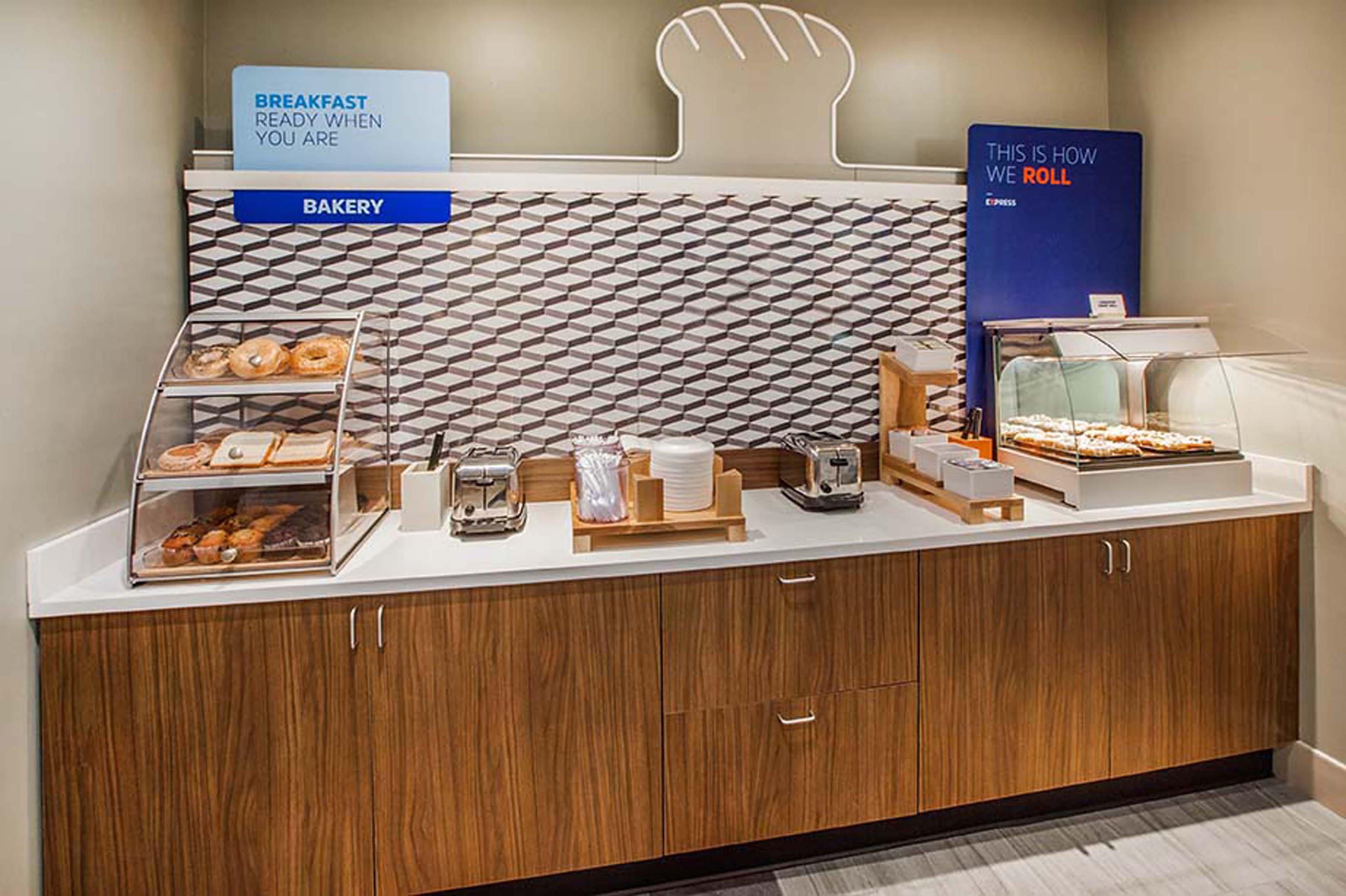 Holiday Inn Express Hotel & Suites Huntsville By Ihg Zewnętrze zdjęcie