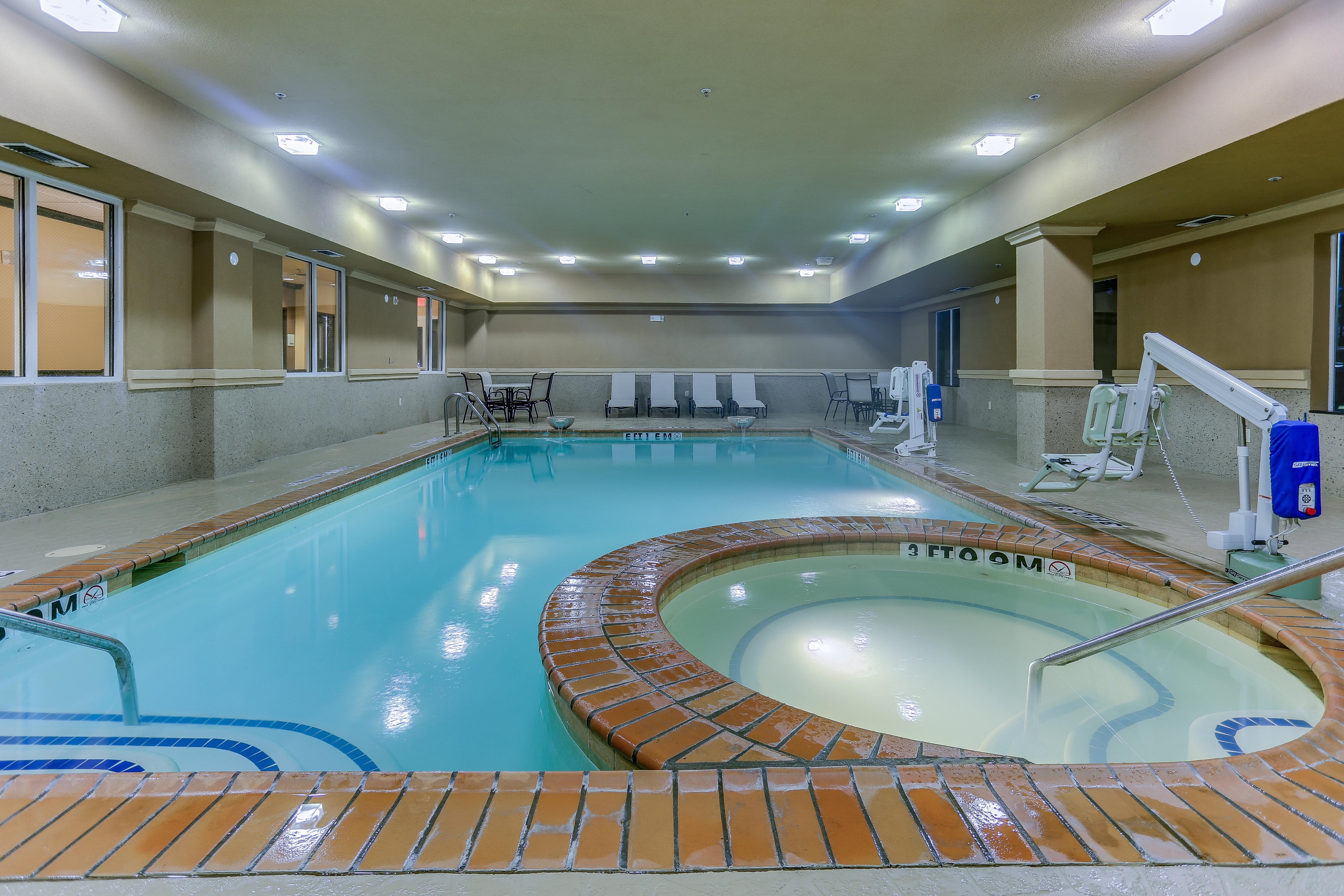 Holiday Inn Express Hotel & Suites Huntsville By Ihg Zewnętrze zdjęcie