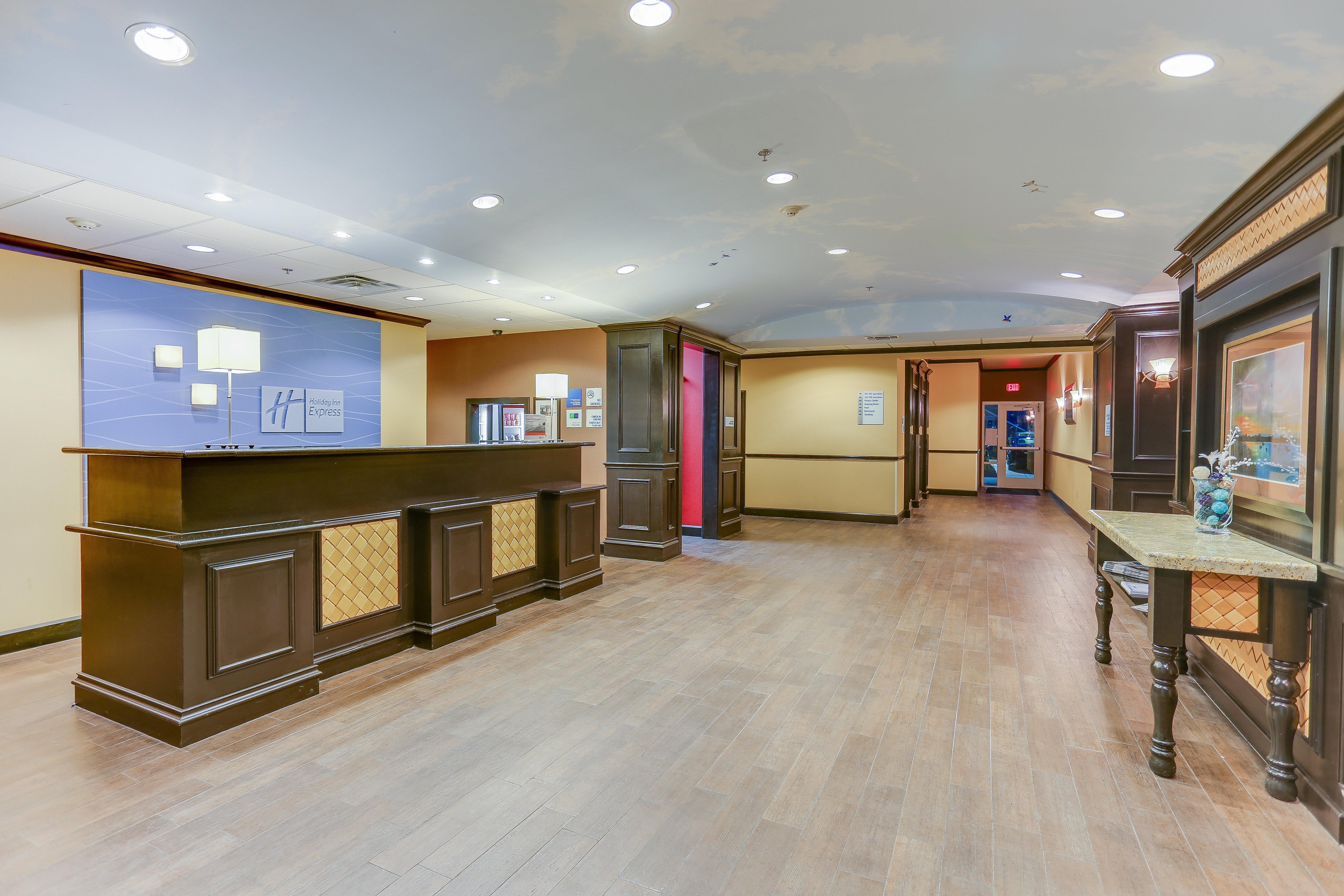 Holiday Inn Express Hotel & Suites Huntsville By Ihg Zewnętrze zdjęcie