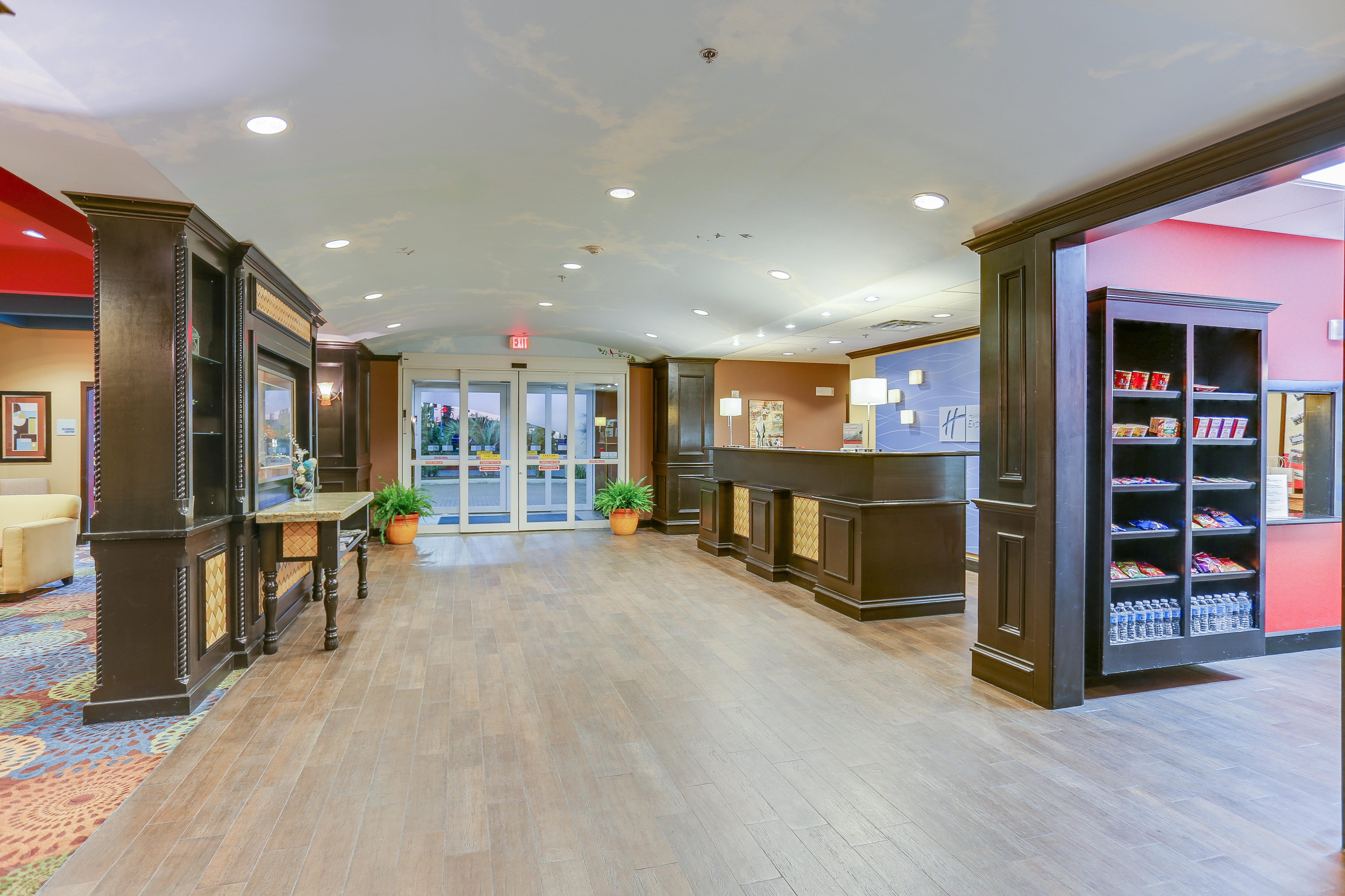 Holiday Inn Express Hotel & Suites Huntsville By Ihg Zewnętrze zdjęcie